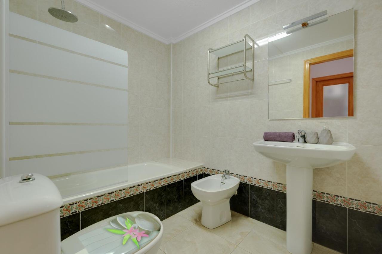 Raxi Apartment Torrevieja Exterior photo